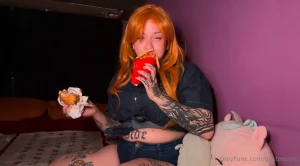 Mc waifu stuffing - belly fetish - burps