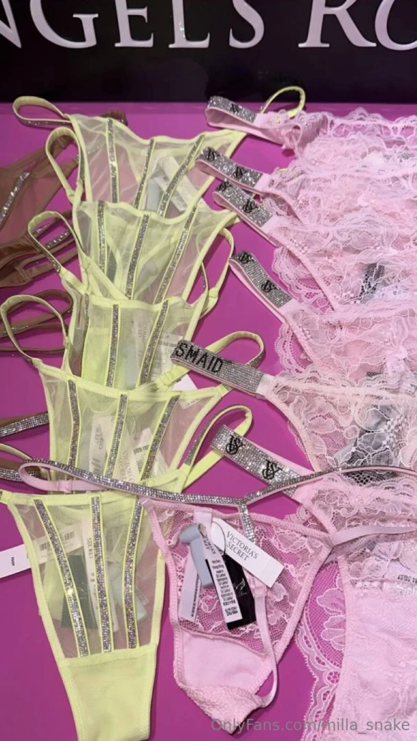 Today i went shopping and couldn t decide which set to get so i got 