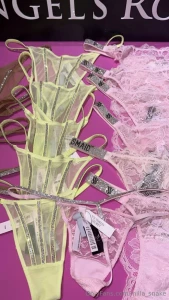 Today i went shopping and couldn t decide which set to get so i got