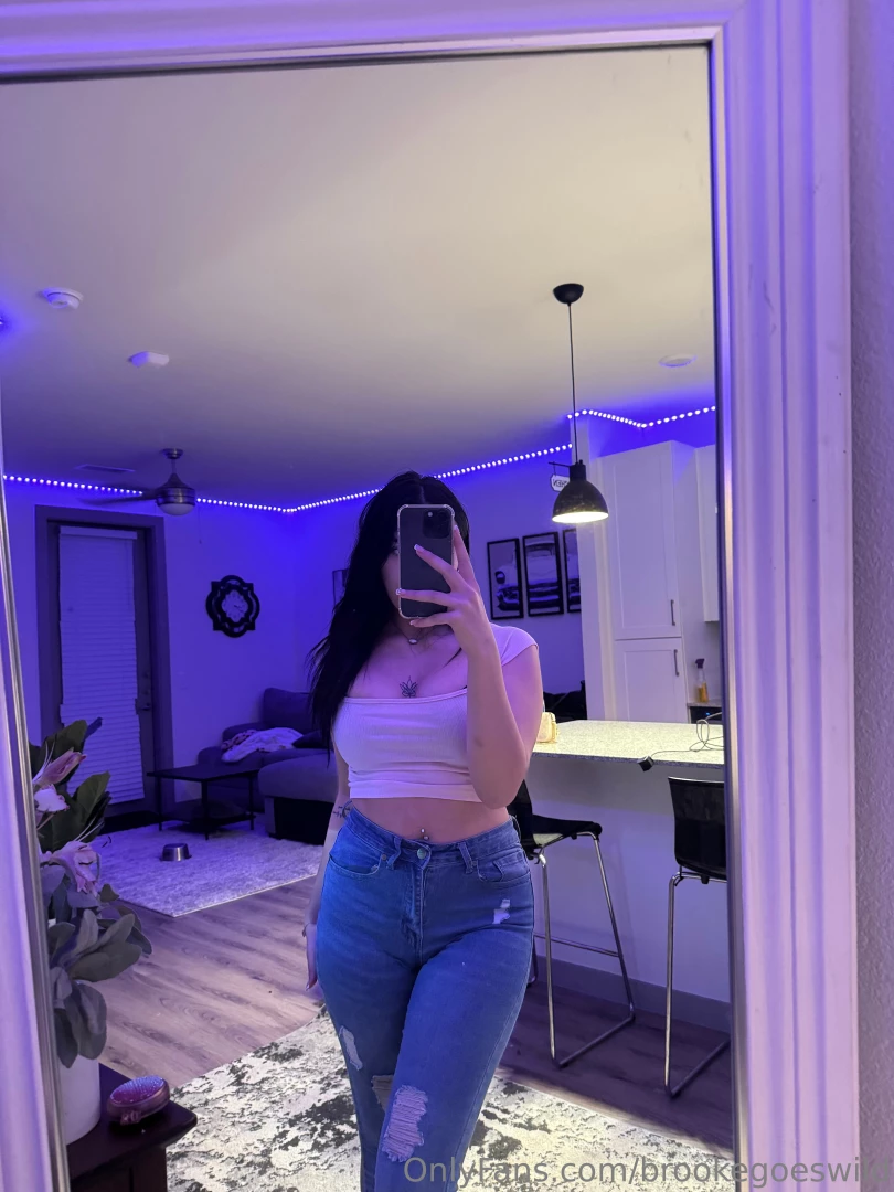 You like what you see but i bet you d like it even more up close 