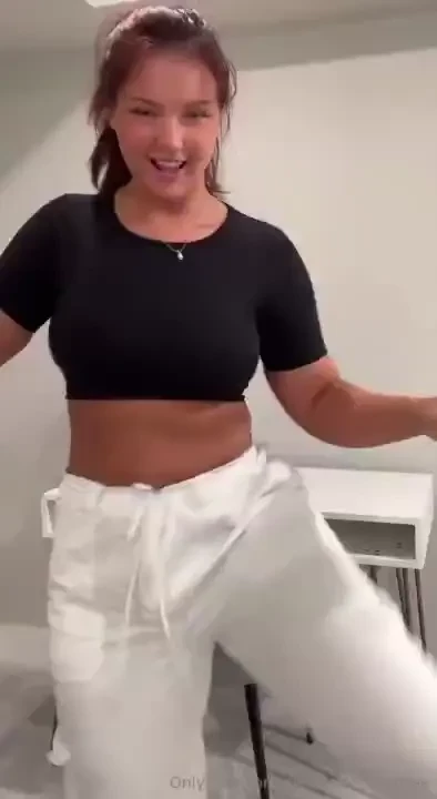 Moving my body just the way you like it ready to join me emjaybird 