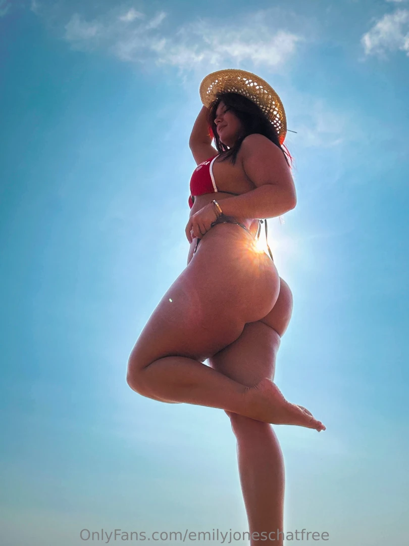 I m planning to wear less than this on the 4th head on over to my vip part 1 