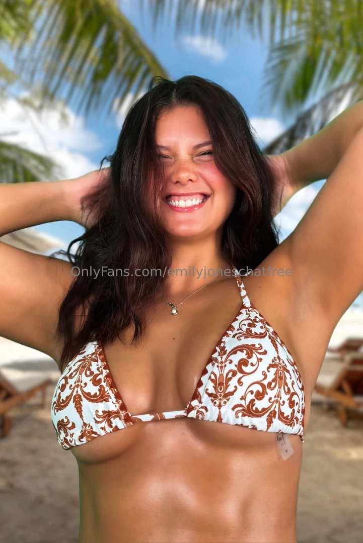 My vips enjoy the most intimate shows including me and my toys are you 