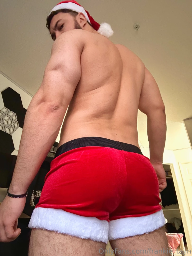 Merry christmas everyone i m sure all of you thirsty dehydrated mfs 