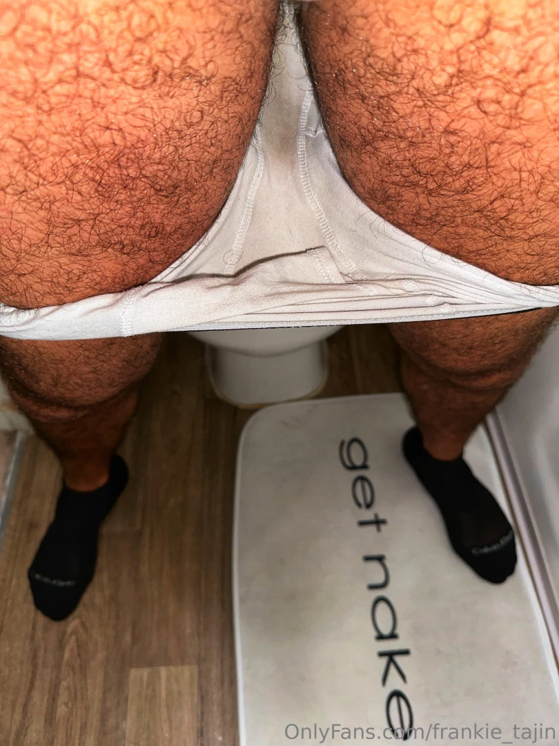 Bruh what is this are these from farts alone i m never wearing white 