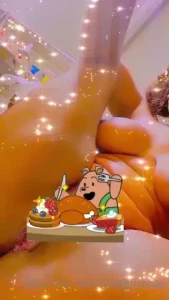 Happy thanksgiving who wants extra ham message me for full details