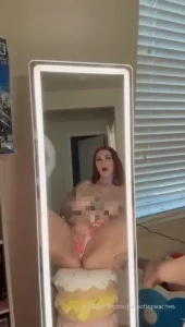 Every move in the mirror turns up the heat watch my new solo video now