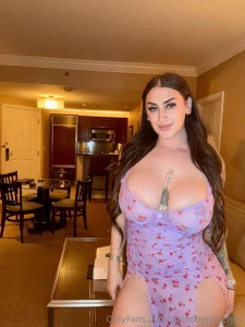 Caught your attention good now keep looking