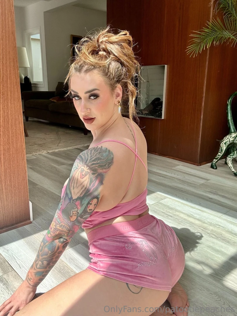 My butt is waiting for your hands ready to spank me 