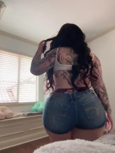 A little strip amp bounce for you baby