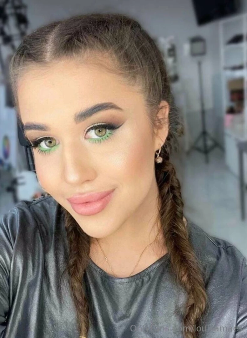 Hi come play with me bustyyyyy don t be shy because i m not i love part 418 