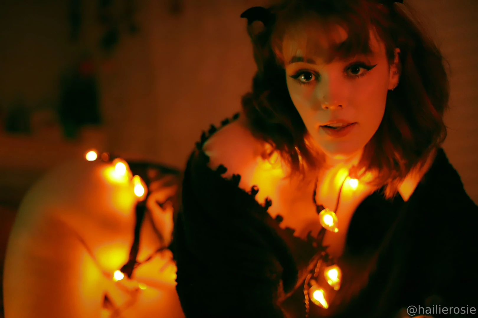 I ve decided i m going to do a pumpkin painting stream tomorrow night 