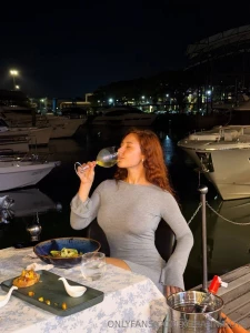 I love to spend the evening with dinner and a beautiful view