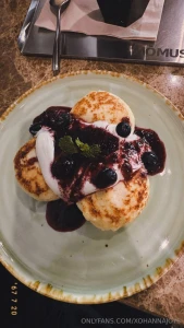 I always adhere to this custom of starting my morning with healthy