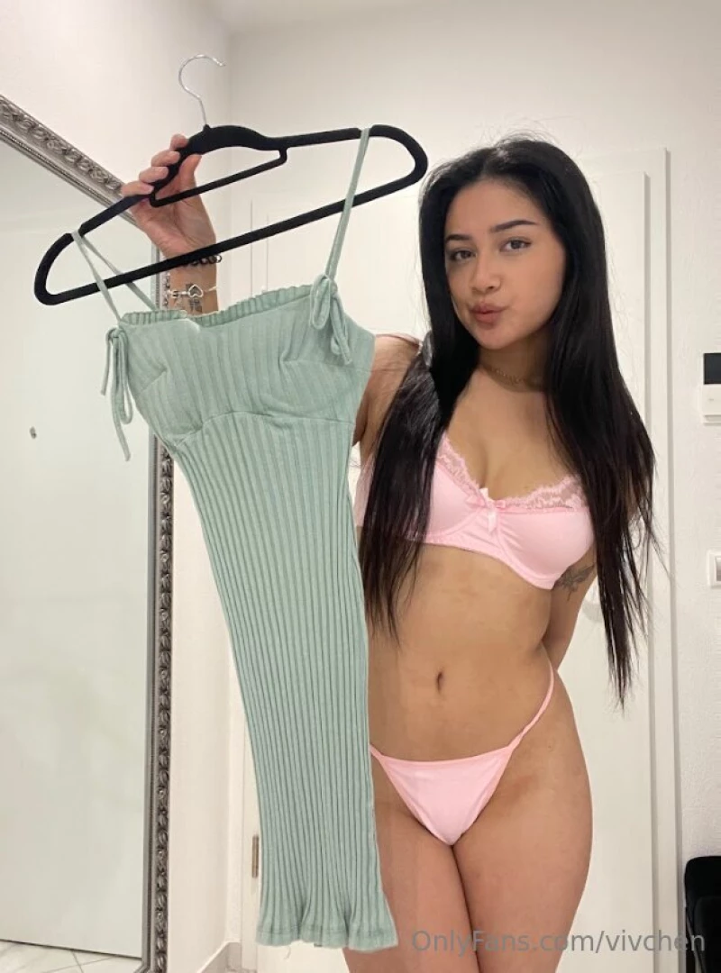 Flaunting my individuality with style and grace 