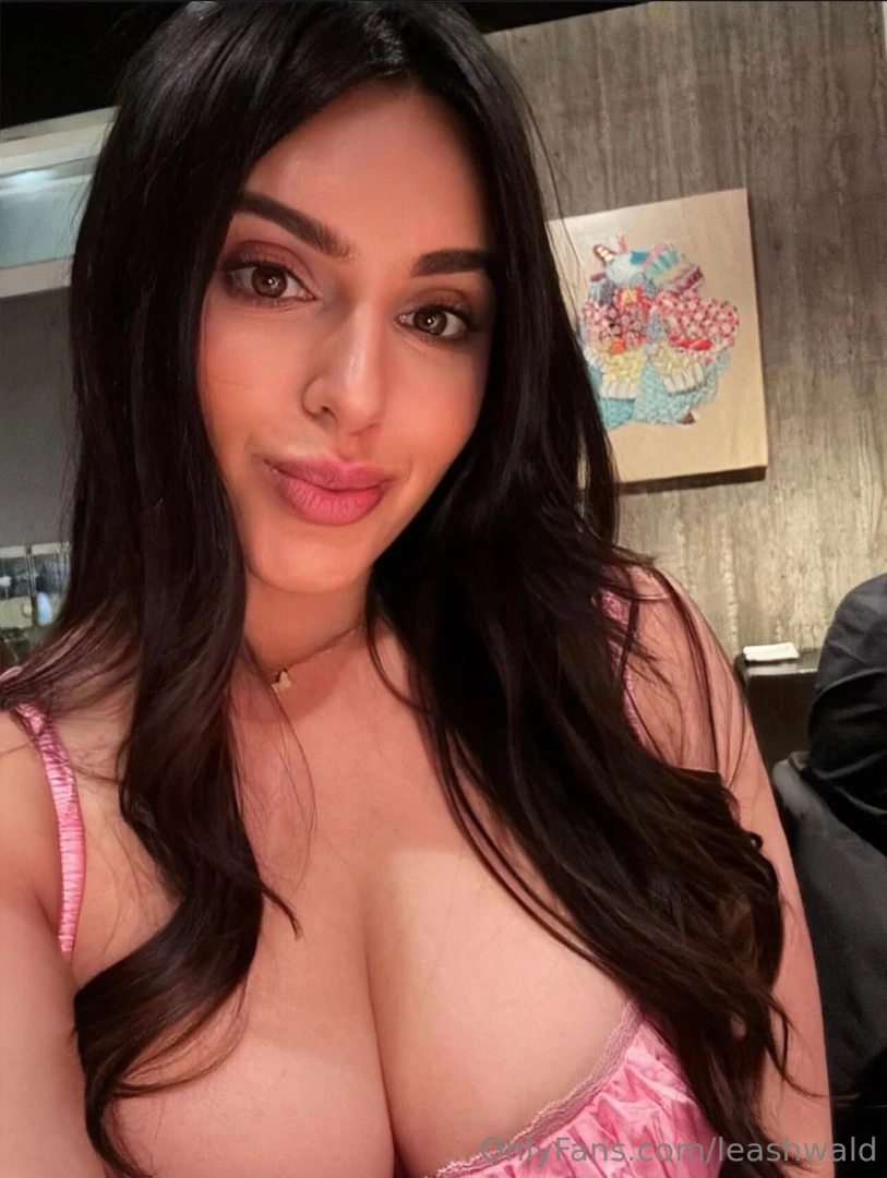 Hello there don t forget what you wanna see is on my vip leashwaldvip 