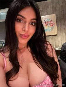 Hello there don t forget what you wanna see is on my vip leashwaldvip