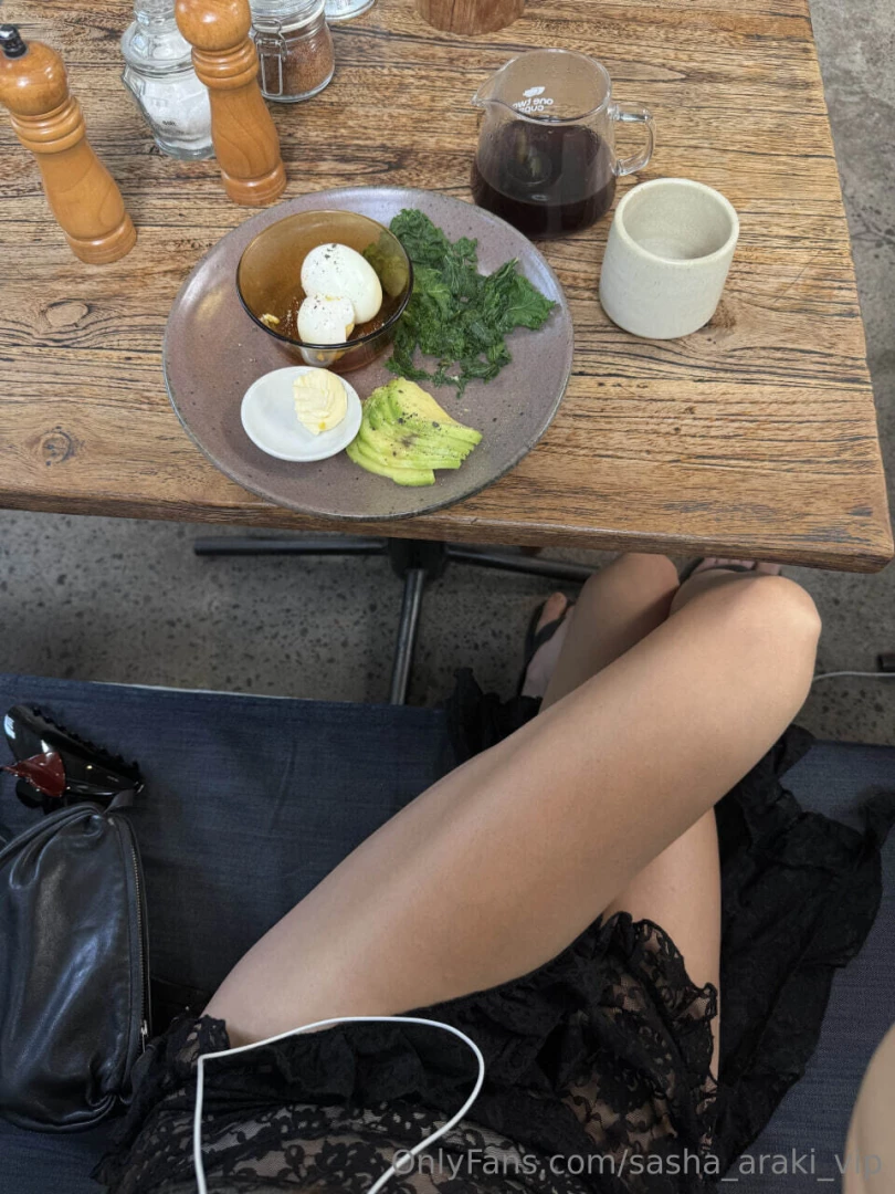 I don t like to eat much in the morning i m always being told to be 