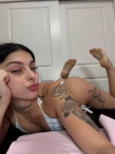 Feeling a little extra generous today tip me 25 and let me show you