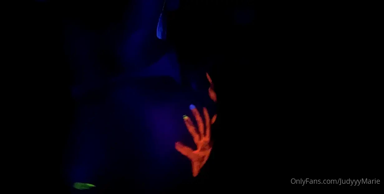 Public nudity w a twist 