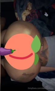 Baby the day you will fuck me and destroy my asshole and pussy like