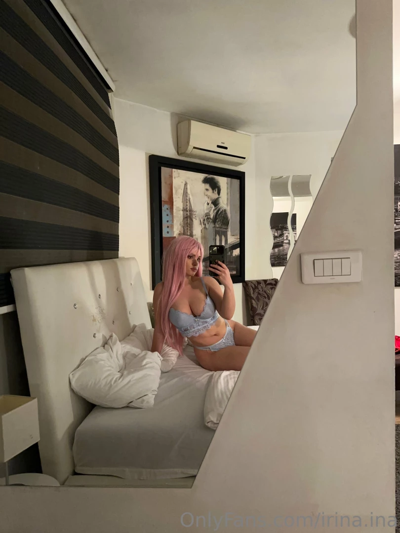 Home alone right now what are you thinking 