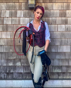 Now be a good boy if you want your treat whip i bull whip i strapon i