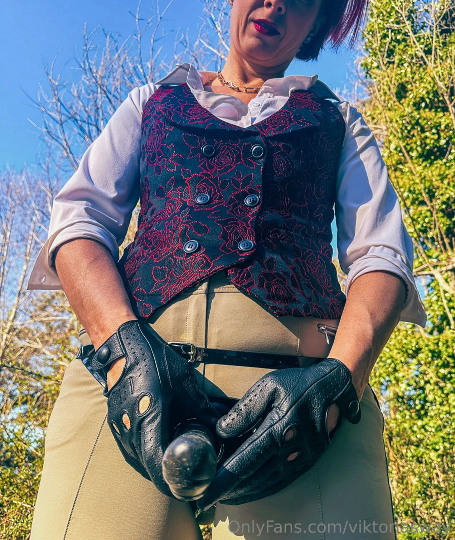 Show me how deep you can suck my cock femdom i dirty talk i riding 