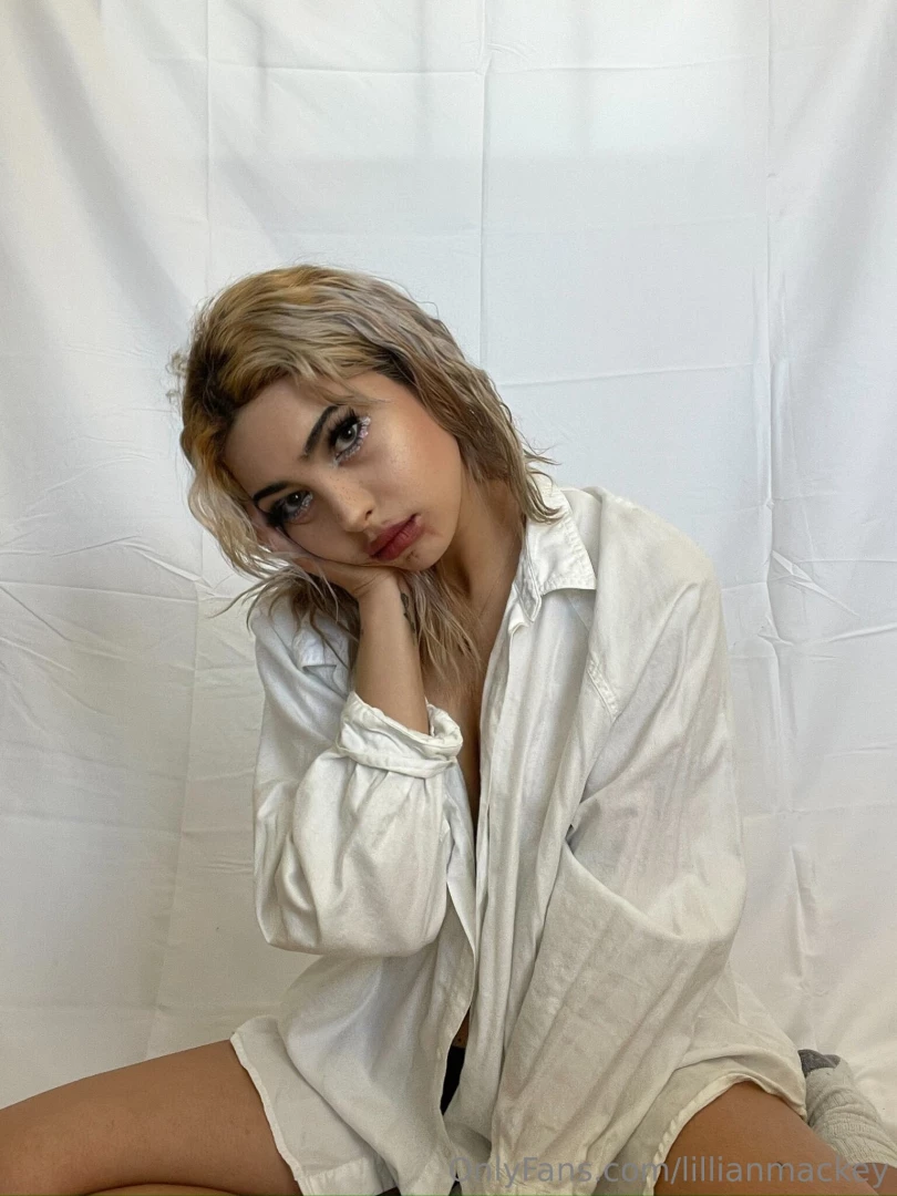 Needed this orgasm full length solo 6 minutes can t believe how loud i 