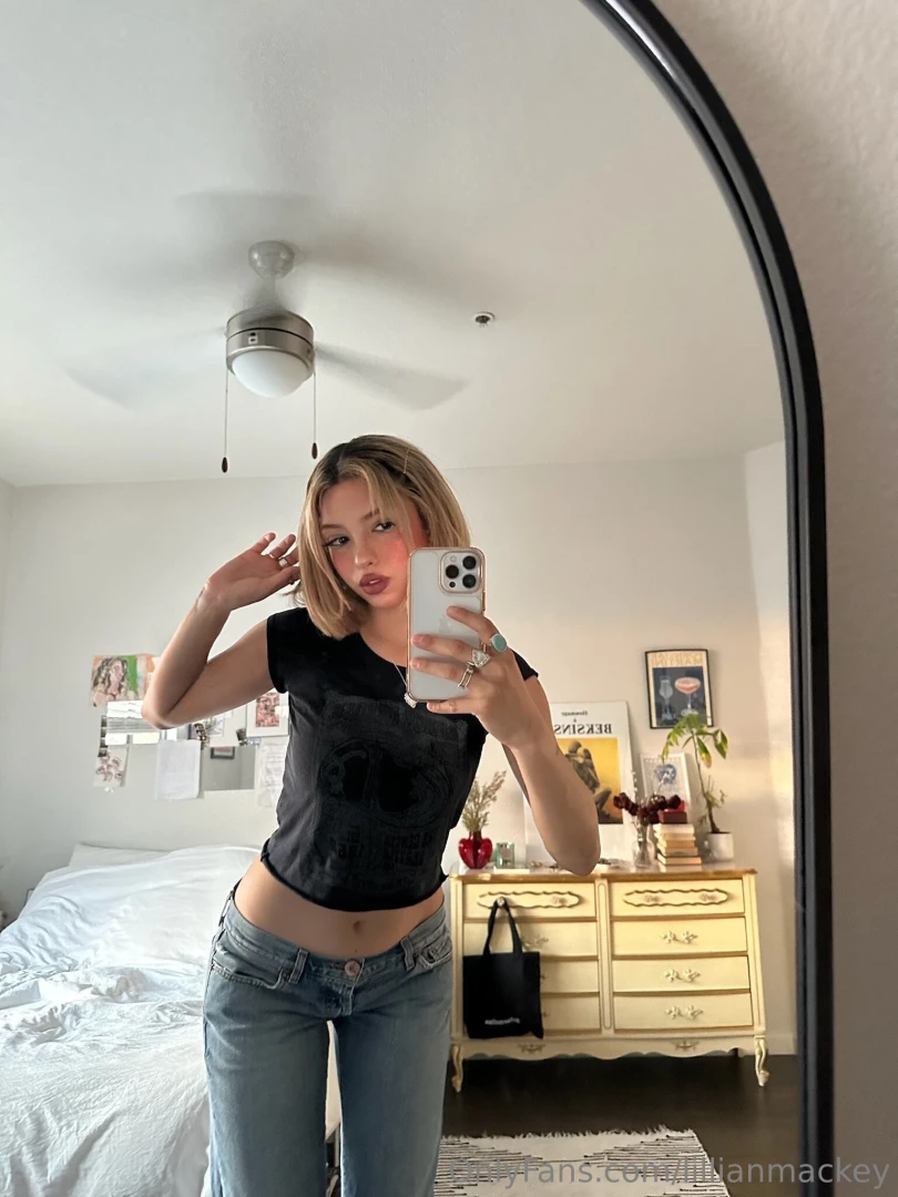 Nude bundle with my perky boobs and even my pussy this time i can t 