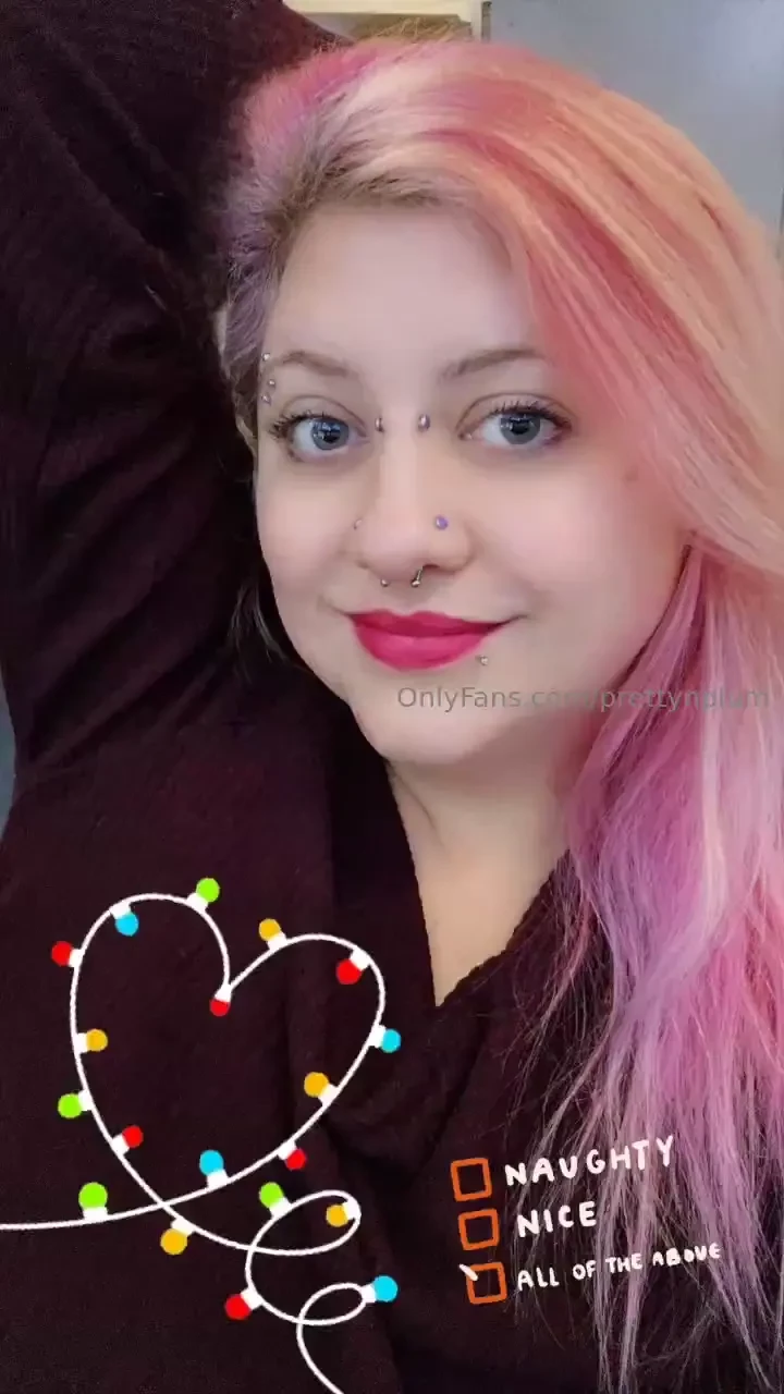 Merry christmas who wants me under their tree 