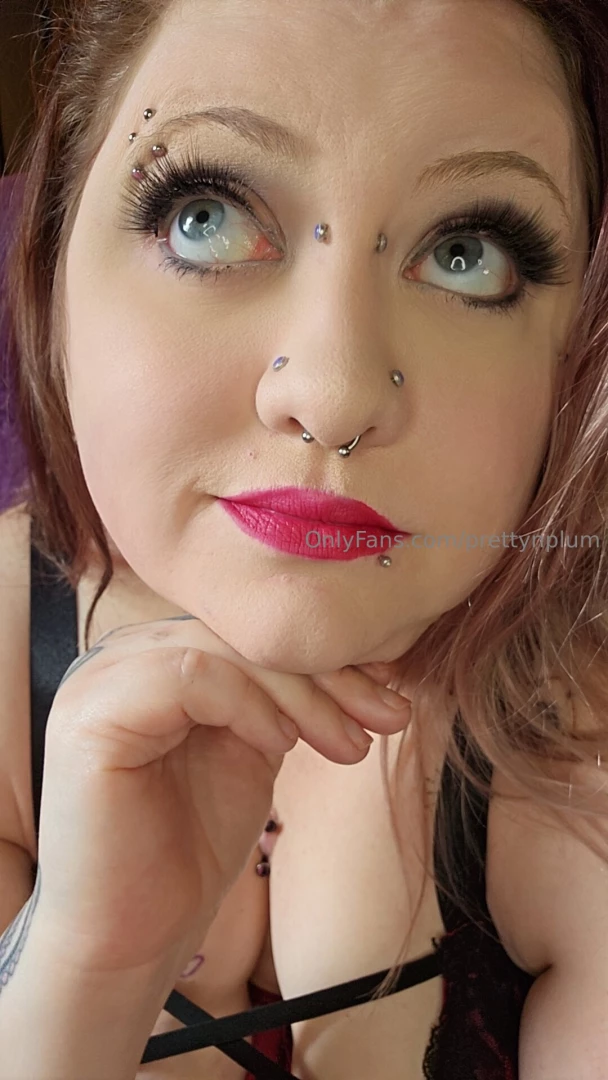 If you can guess what i m thinking about correctly in my dms i ll give 