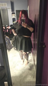 Who wants to see a naughty video with me in this outfit p s i don t