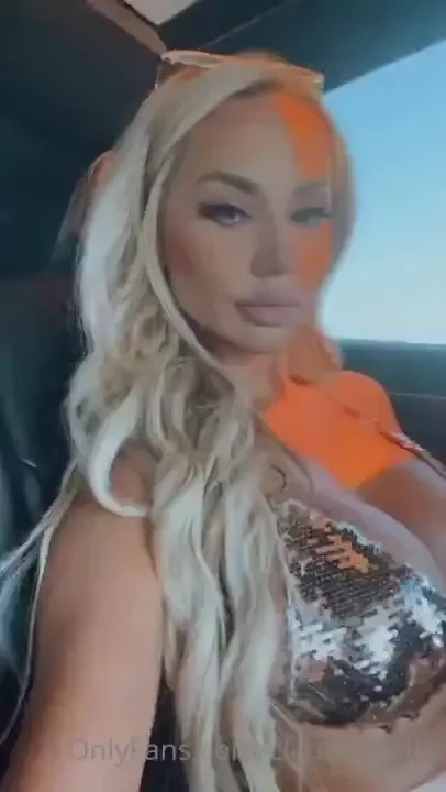 I just want it to be hot again so i can wear bikini s everywhere 