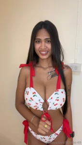 The perfect breasts are waiting for you https onlyfans com sunnybee th