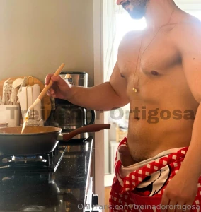 Algum pedido especial o que voc quer comer any special requests what part 1