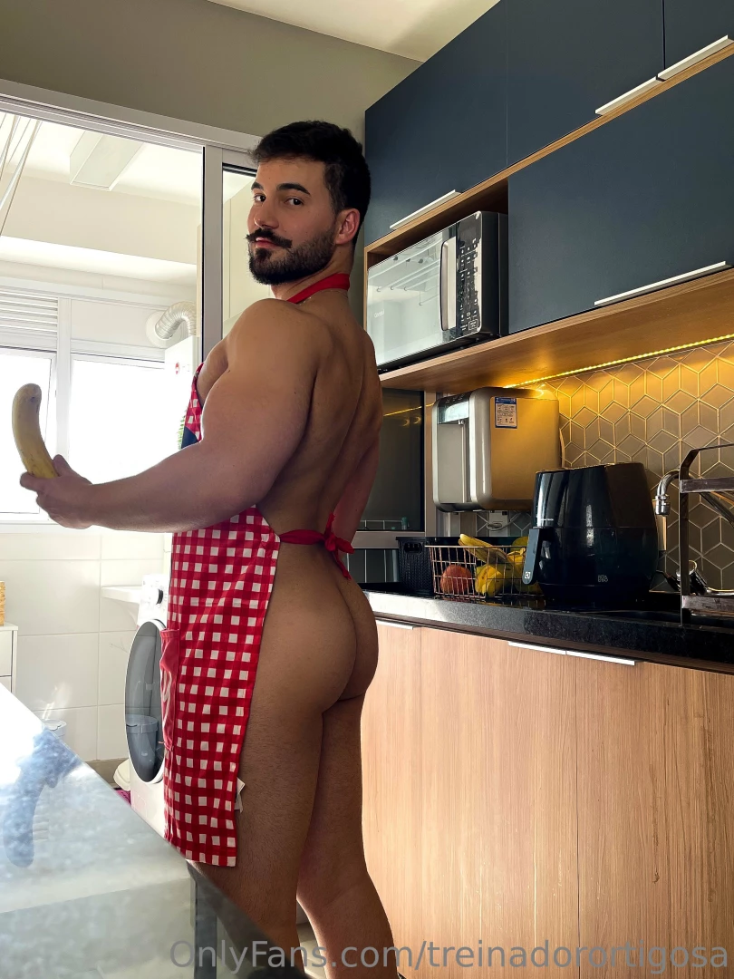 Quem gosta de um leite bem quentinho ao acordar part 2 
