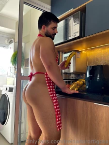 Quem gosta de um leite bem quentinho ao acordar part 3