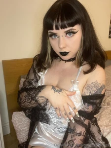 You look like you need a goth joi in your life