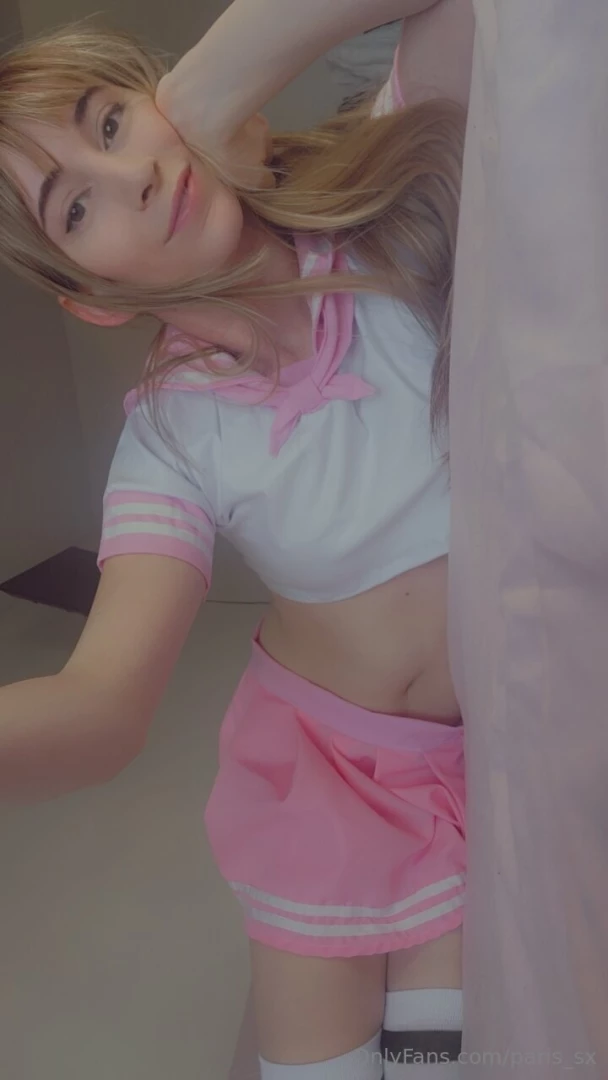 Hey babe did you bring your kneepads 