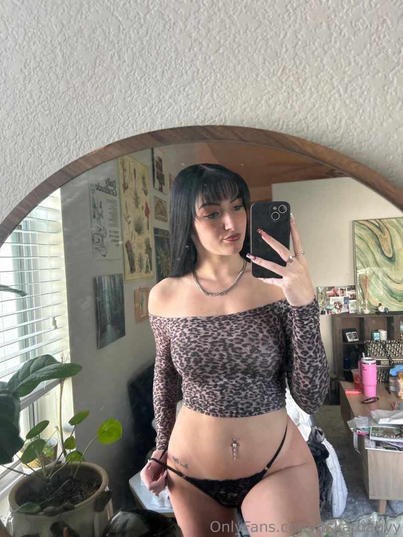 Live tonight i am going live tonight on here at 8pm mst click on my 