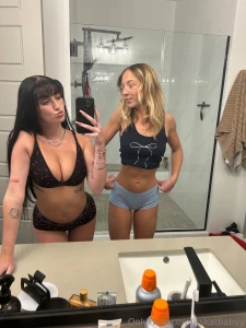 Want a free nude ass pic real quick all you have do is show me some