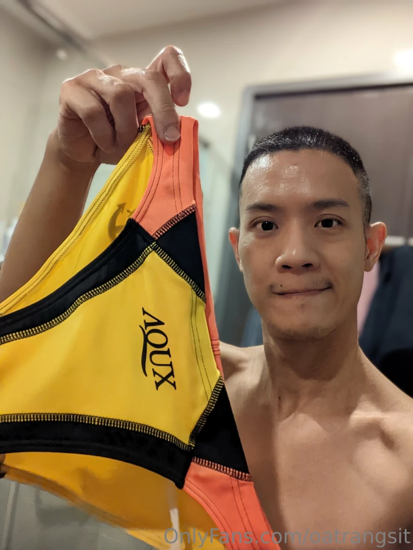 Do you want me to try it on 