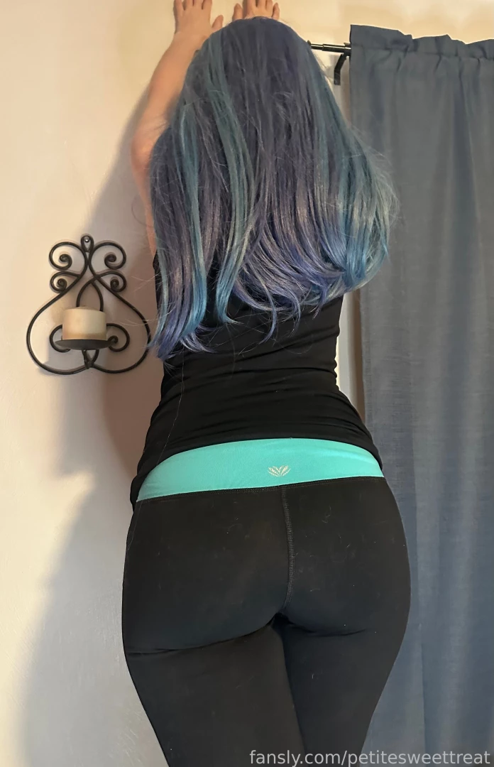 Some gym clothes that are just a little tight on me sit on you and i part 13 