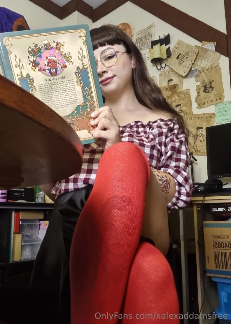 Your humiliation turns me on more than your pathetic attempts at 