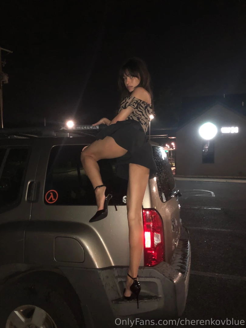 Like mah outfit also yes that is my car part 2 