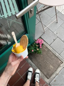 This morning was so hot so i have decieded to go and get my favorite