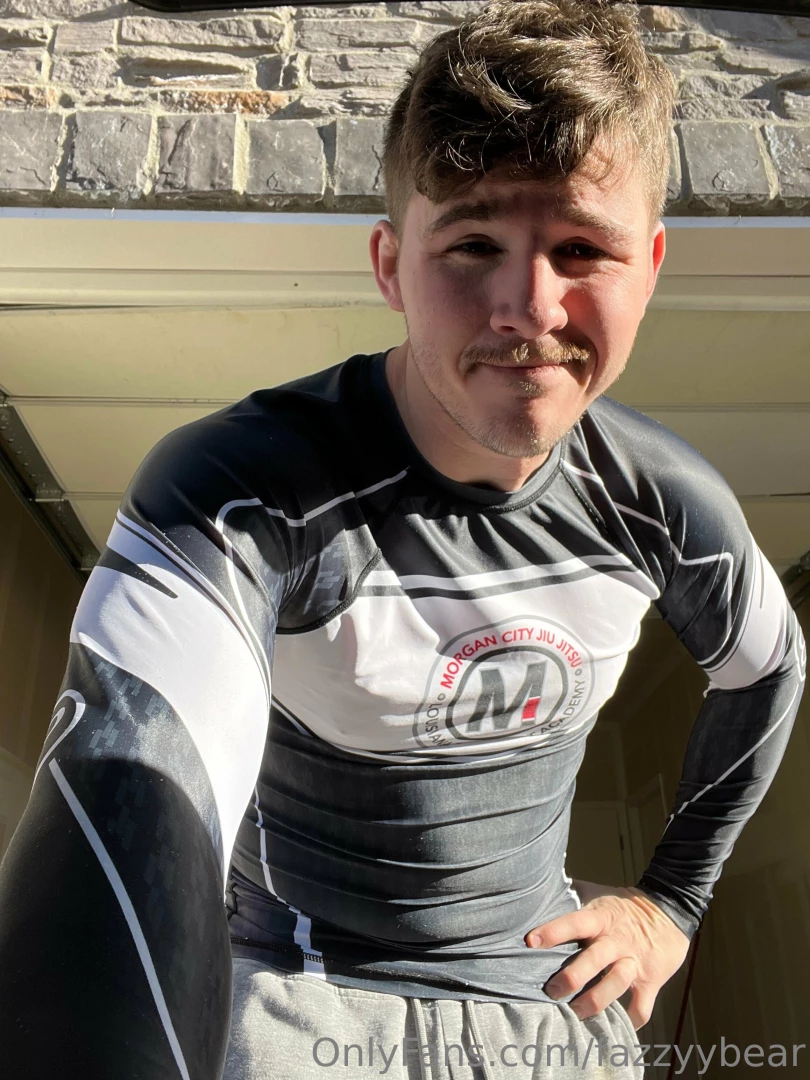 Cleaning the garage today changed oil yesterday sorry i ve been gone 