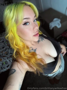 Fun fact i m so short that you ll always be able to see down my top