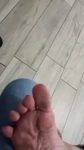 Spitting on my toes do you want suck feet spit womanfeet girlfeet